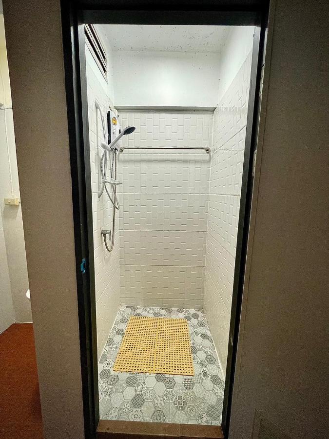 Satop Travelers Guesthouse Τσιάνγκ Μάι Εξωτερικό φωτογραφία