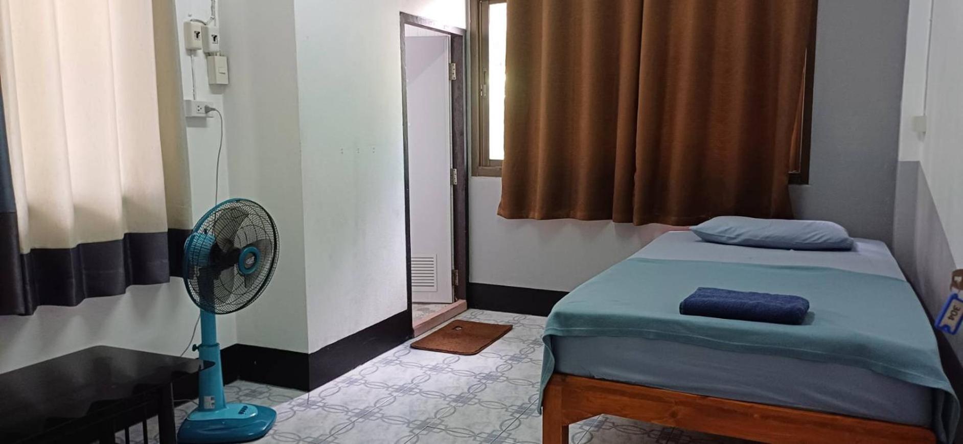 Satop Travelers Guesthouse Τσιάνγκ Μάι Εξωτερικό φωτογραφία